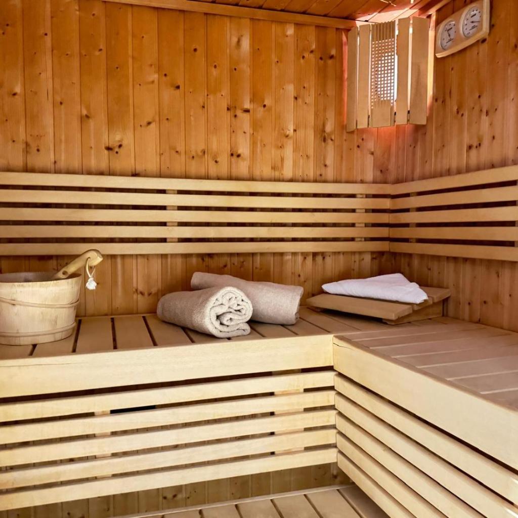 Les Manoirs des Portes de Deauville - Small Luxury Hotel Of The World — 