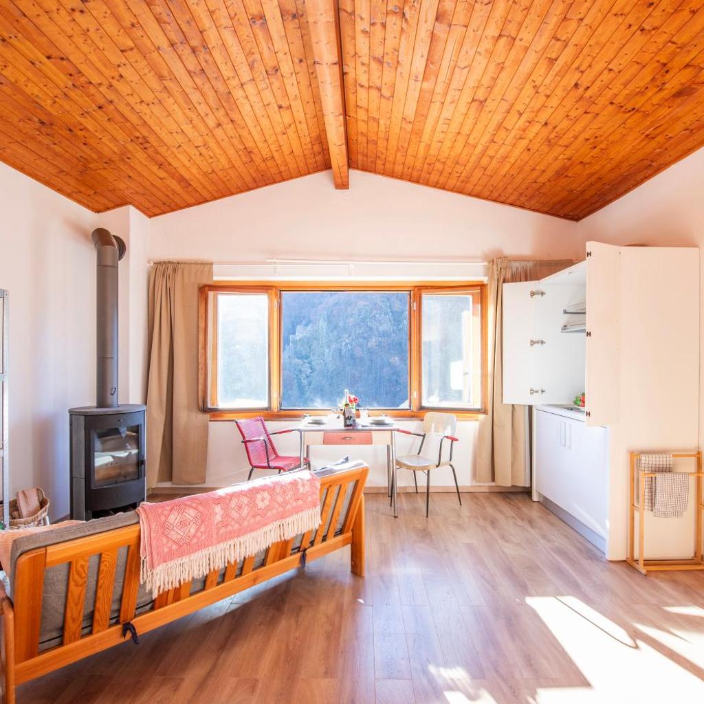 Image 8 - Mountain Views In Camedo - Happy Rentals