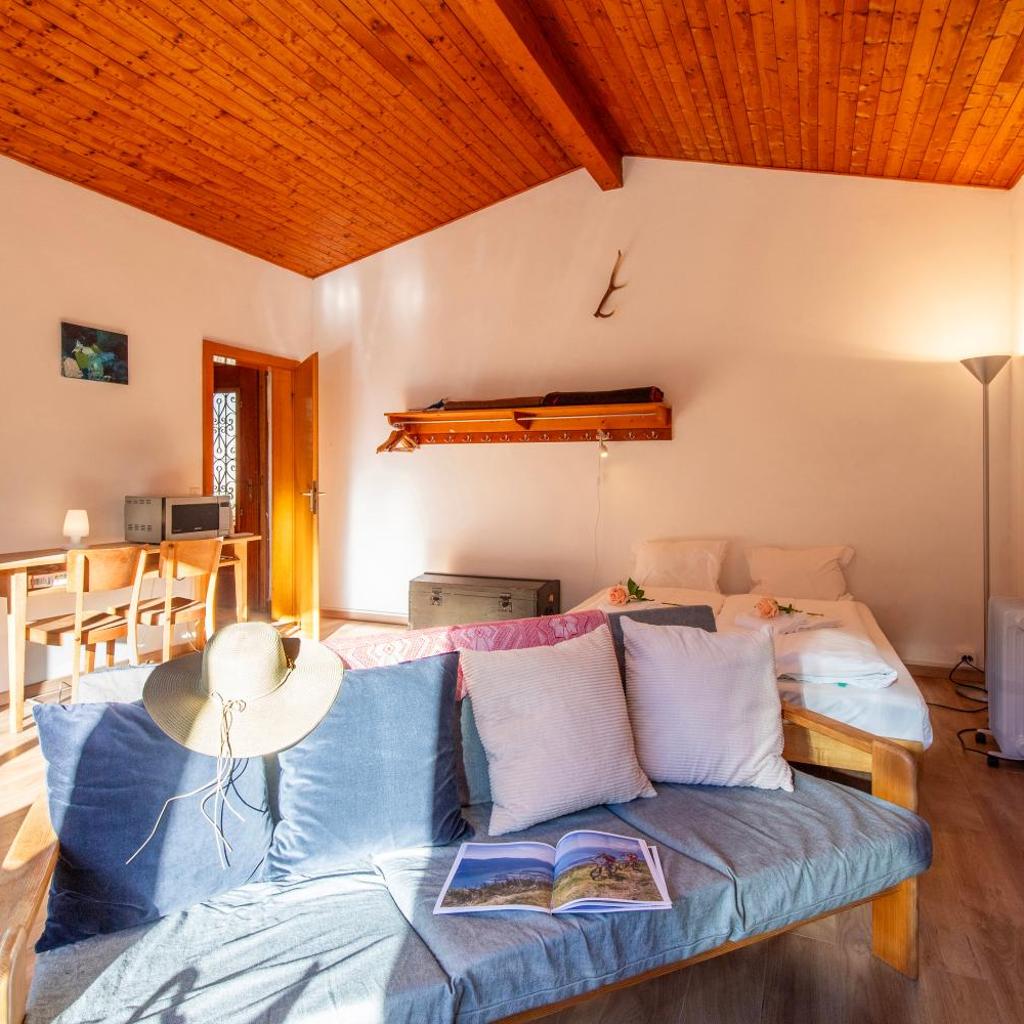 Image 4 - Mountain Views In Camedo - Happy Rentals