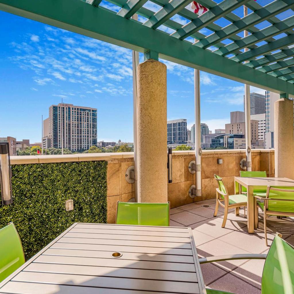 Photograph of Embassy Suites Houston - Downtown