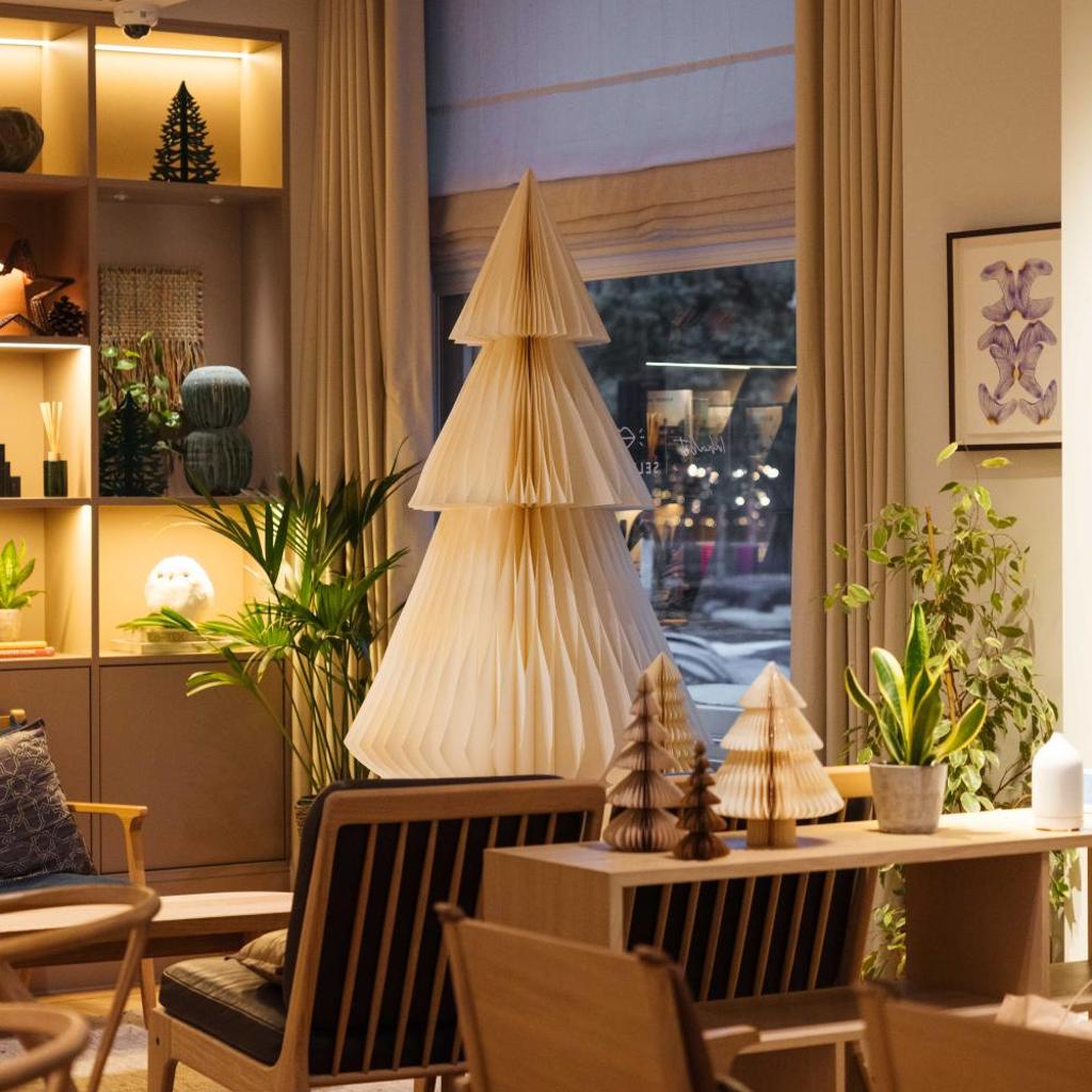 Photograph of Inhabit Queen's Gardens, a Member of Design Hotels