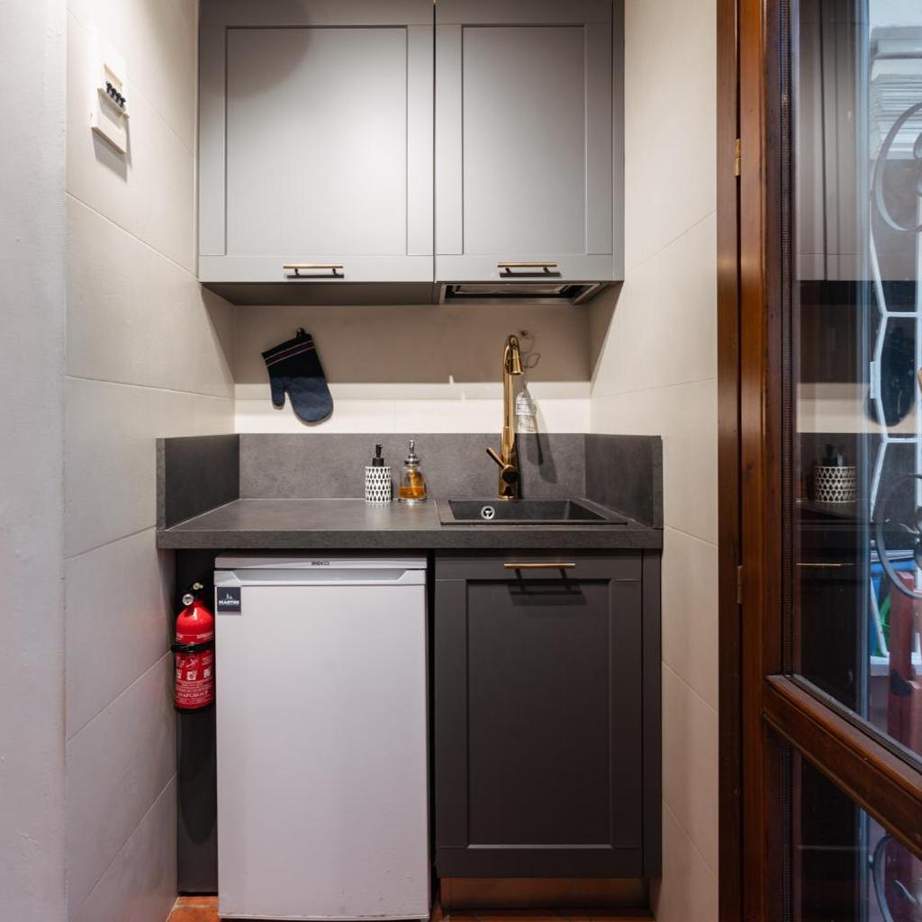 Photograph of Charming Apartment in the Heart of Santo Spirito