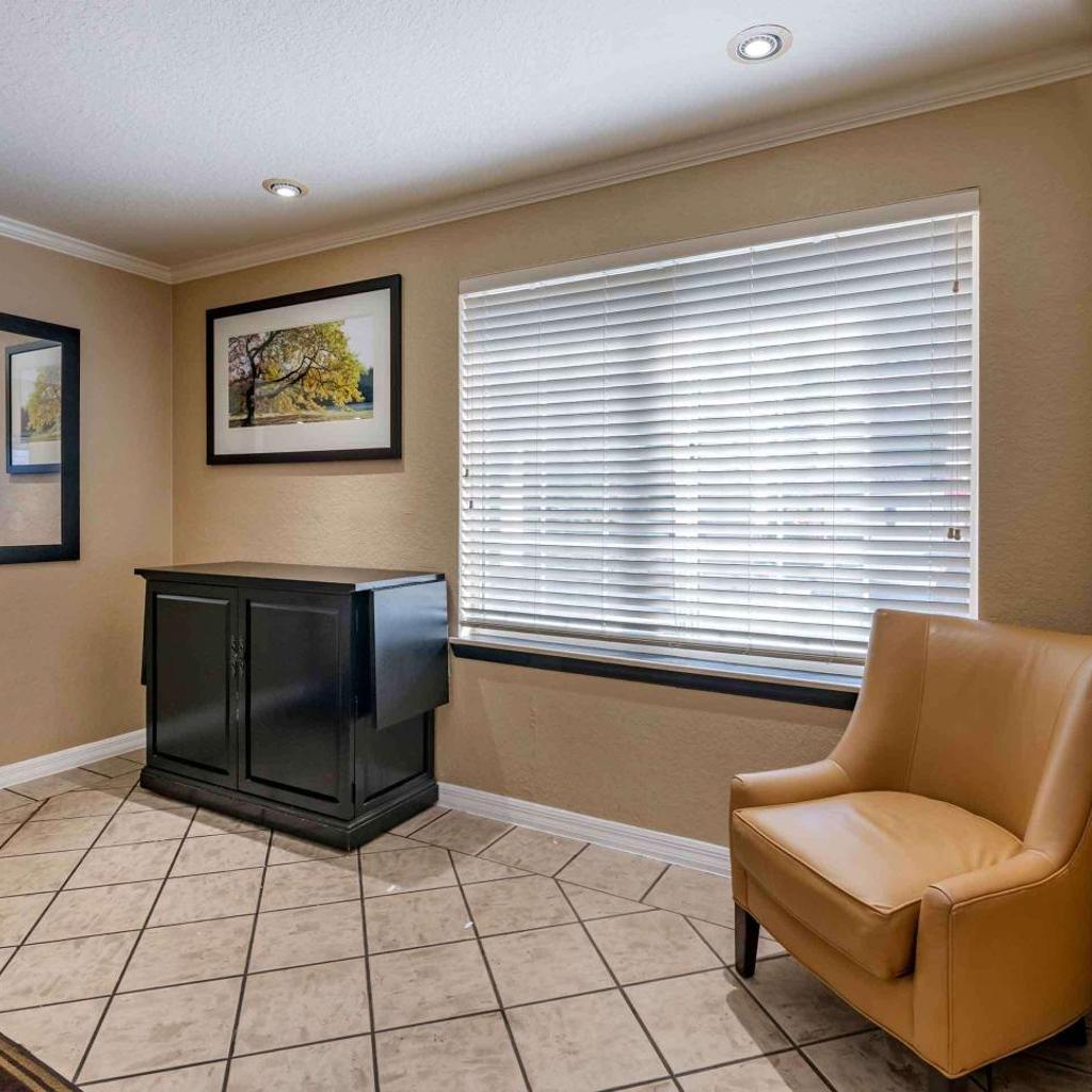 Photograph of Extended Stay America Suites - Orlando - Altamonte Springs
