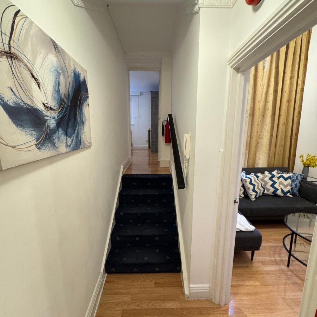 Photograph of Charming and affordable flat for 4 people 7 min walking from OXFORD STREET - with breakfast