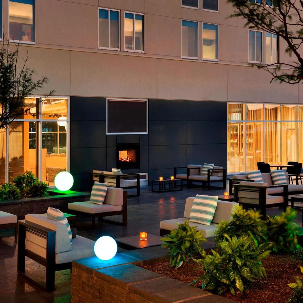 Photograph of Aloft by Marriott Dallas Love Field