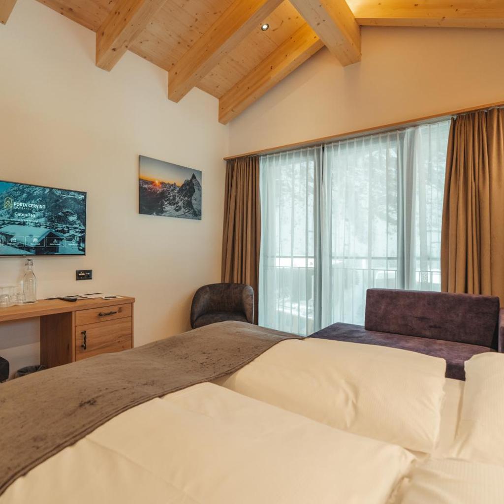 Hotel Porta Cervino — 