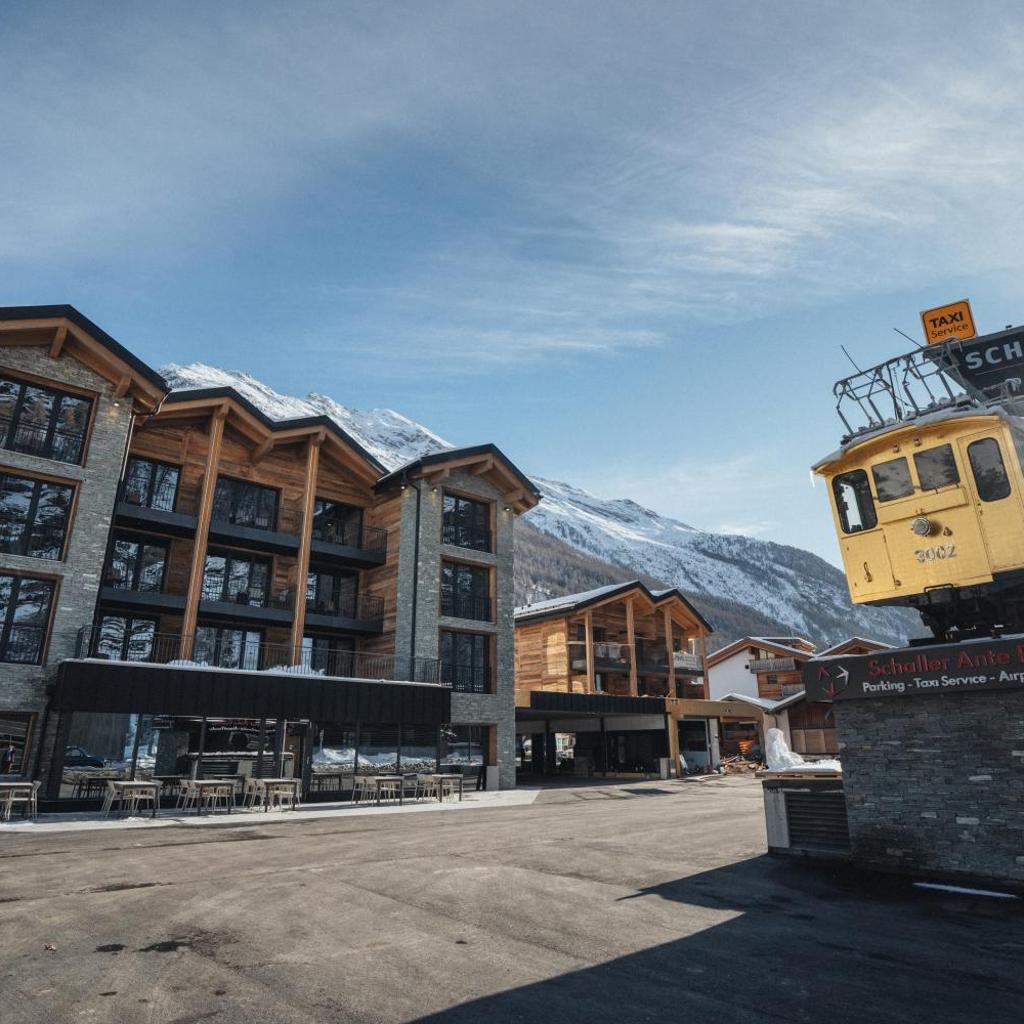 Hotel Porta Cervino — 