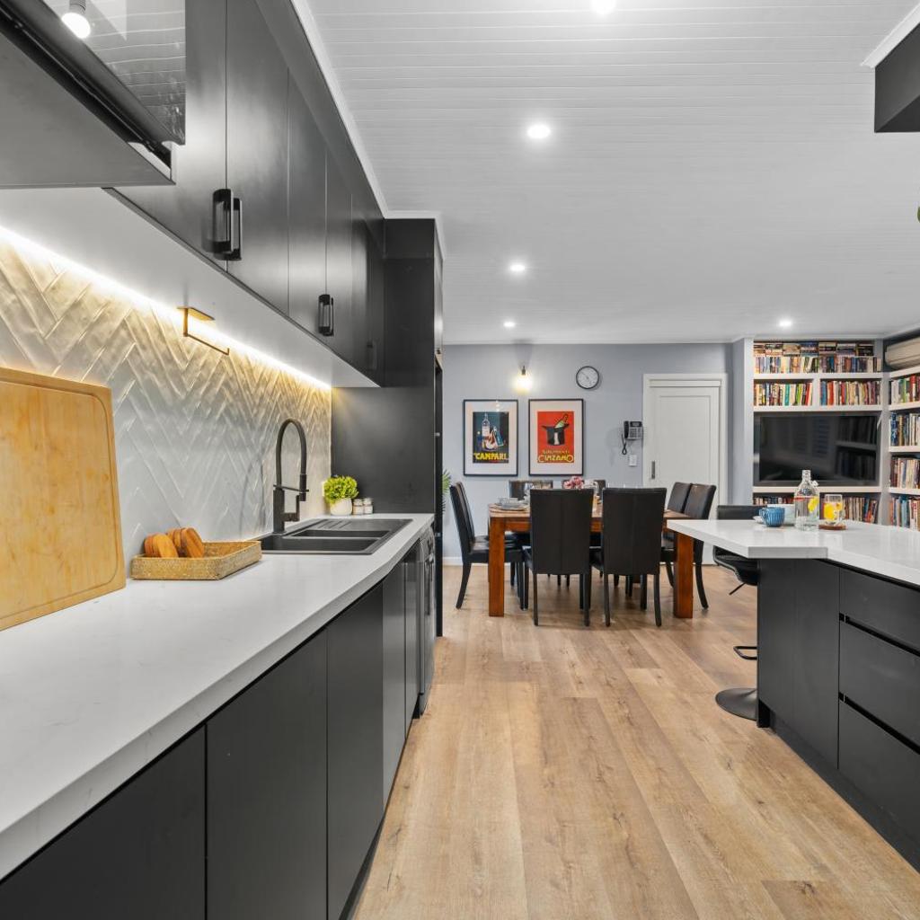 Photograph of Private, modern and warm family home