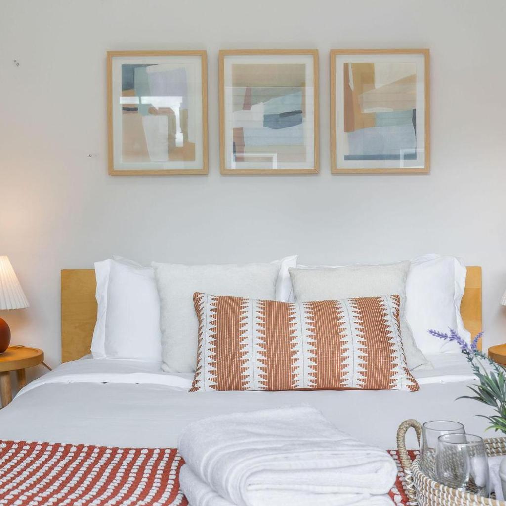 Photograph of Perch - Capitol Luxe Six