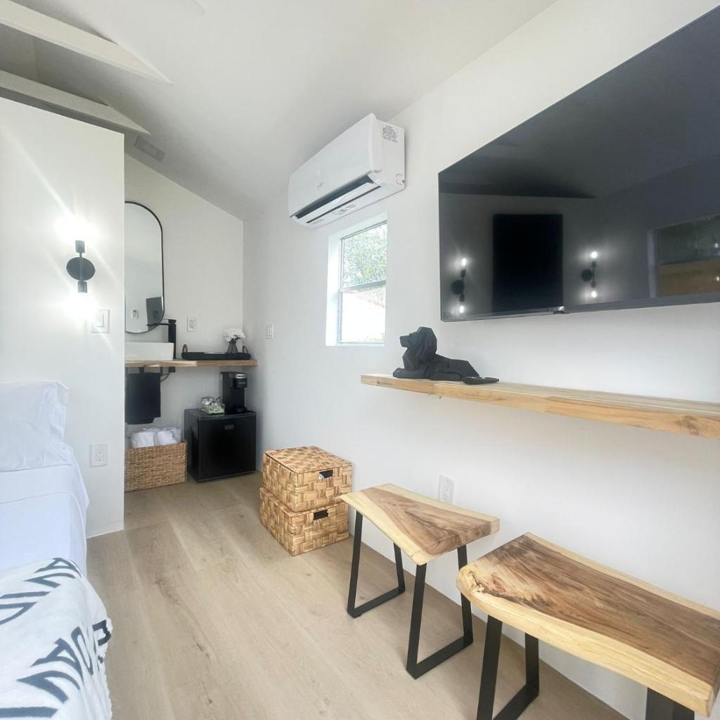 Photograph of Charming Coastal Retreat