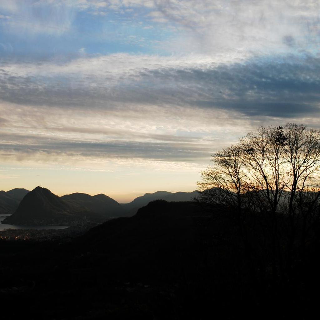 Carousel image 68