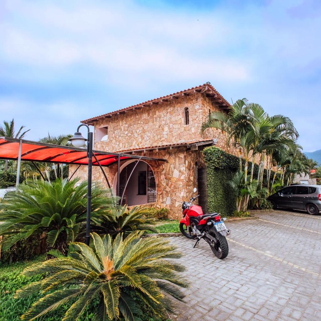 VELINN Pousada Casa de Pedra Ilhabela — foto 11