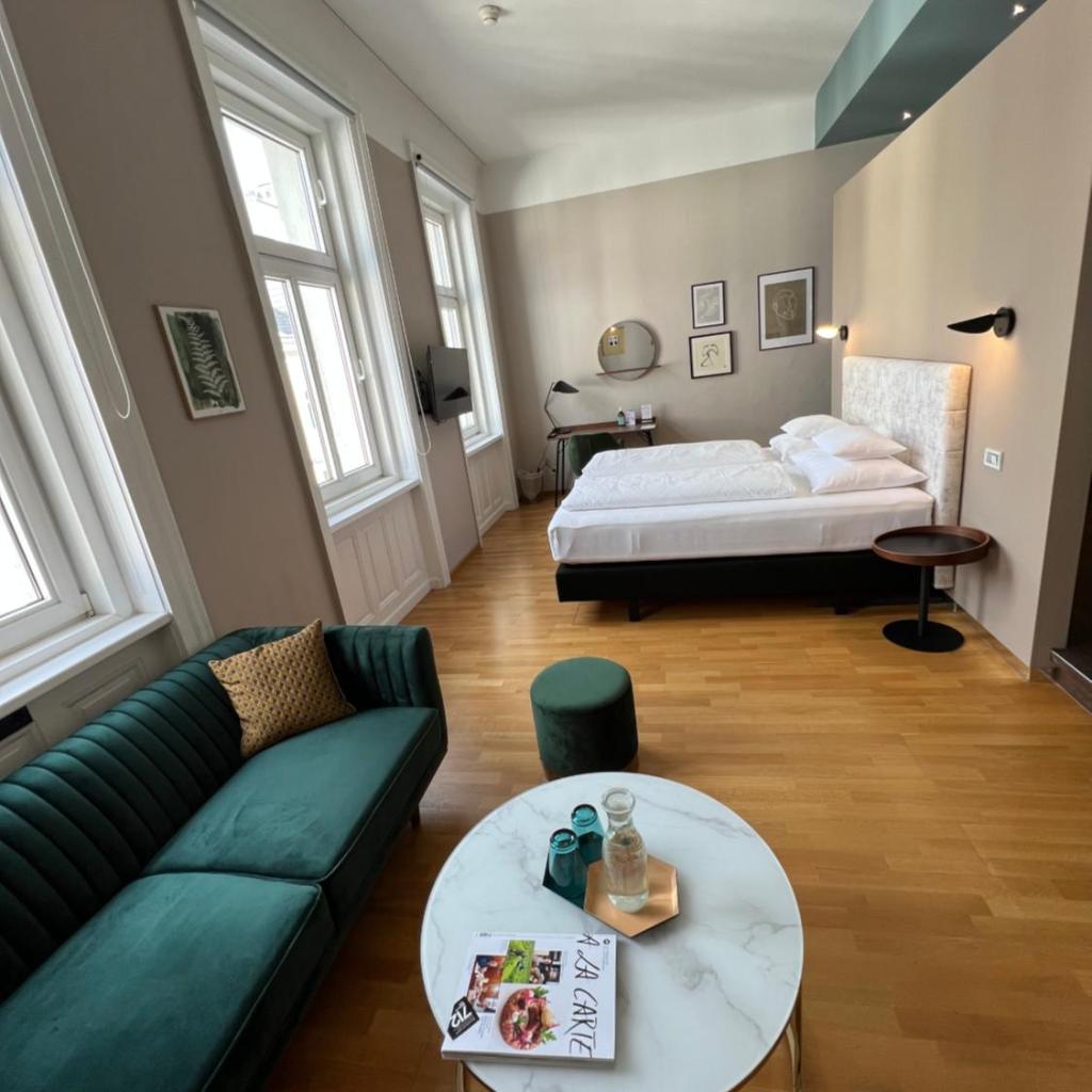 Photograph of Hotel Rathaus - Wein & Design