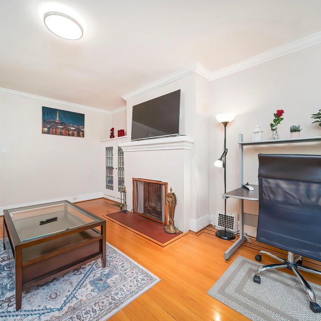 Photograph of Spacious 3 Bedroom Near UBC with Free Parking