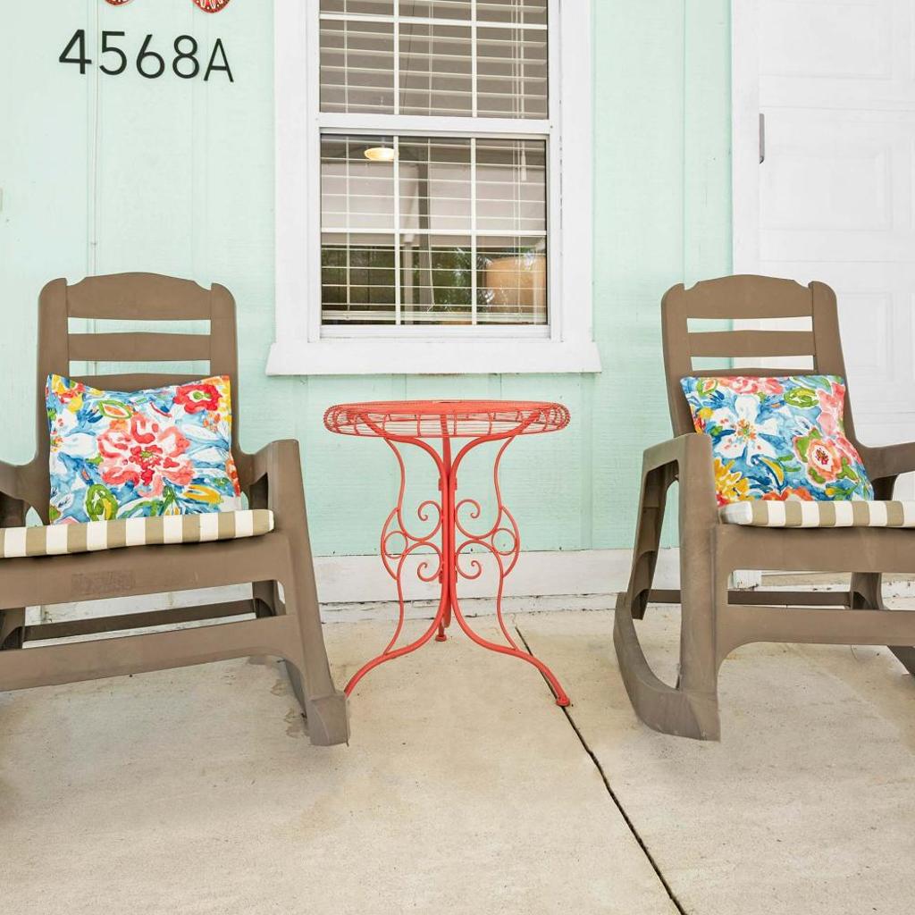 Photograph of Dog Friendly Cottage Just North of Historic St Aug