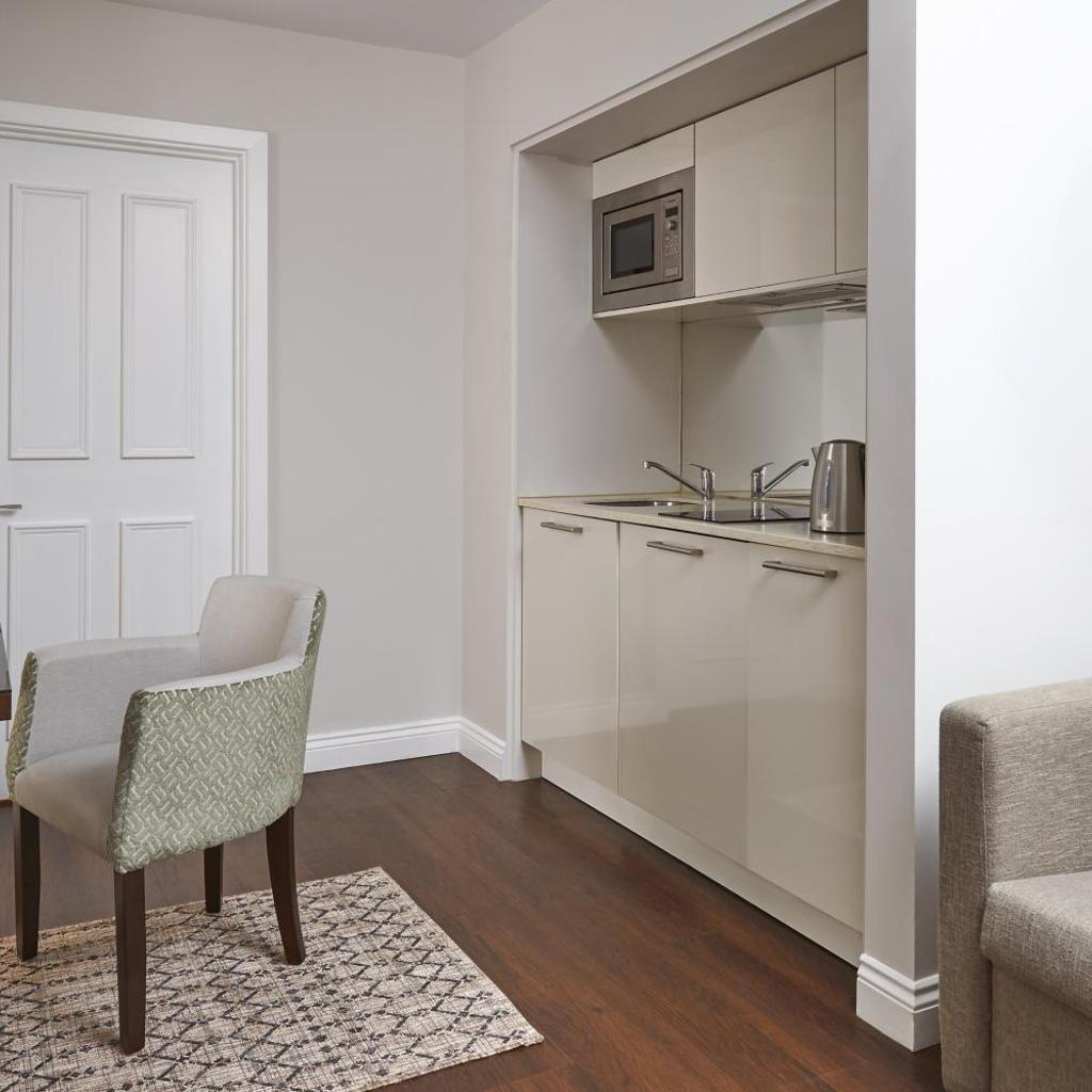 Photograph of Fraser Suites Queens Gate