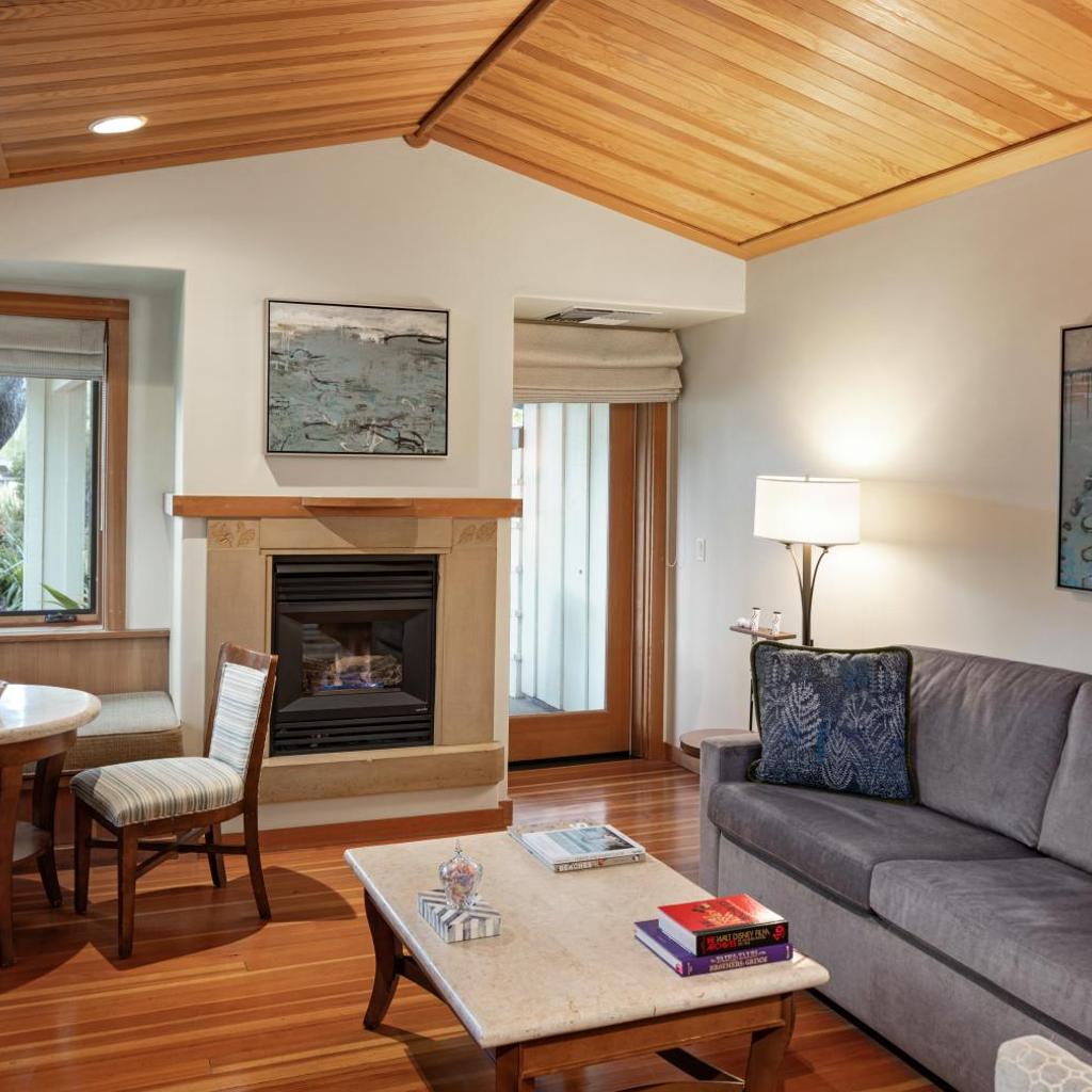 The Quail Lodge — 