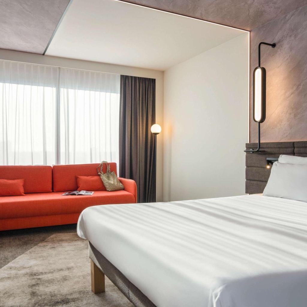 Hotel thumbnail 2