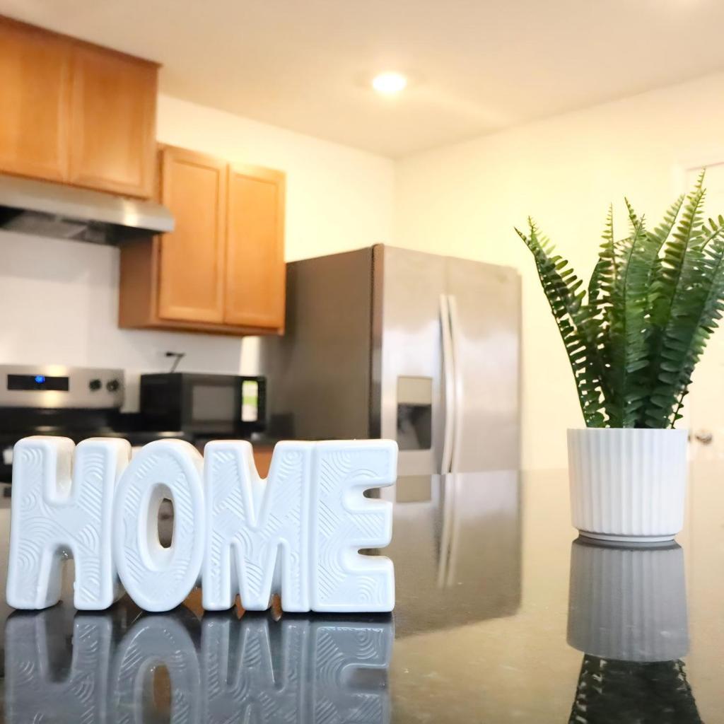 Photograph of Near Airport & Prime Location Getaway sleeps 8