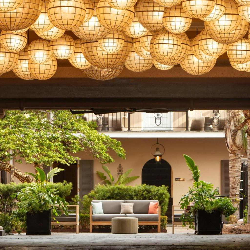 Photograph of Hotel de la Poste - French Quarter, A Renaissance Hotel