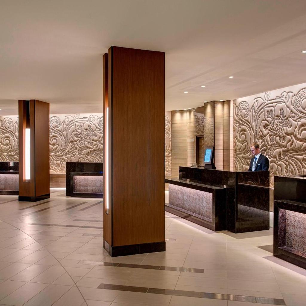 Photograph of Houston Airport Marriott at George Bush Intercontinental
