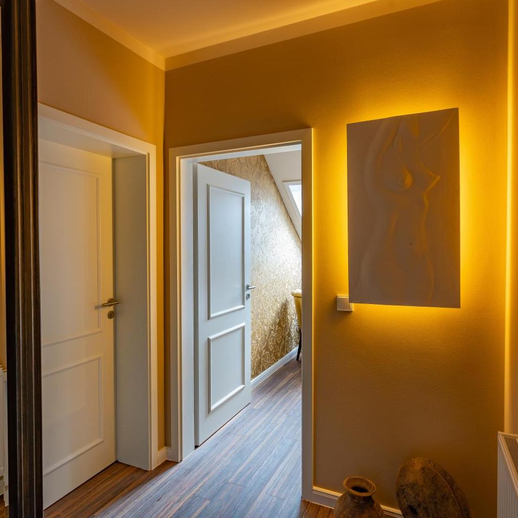 MOMENTS Boutique Hotel — 
