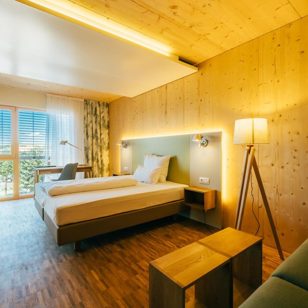 Ökohotel aus Holz Alea Eco — 