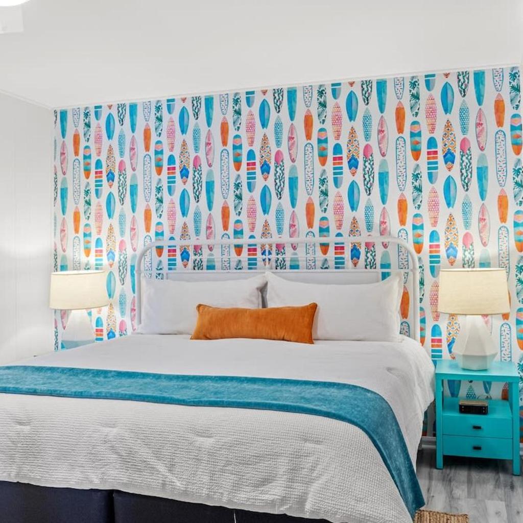 Photograph of Beach Nest 2 Stylish Condo 2 Min Walk to Beach