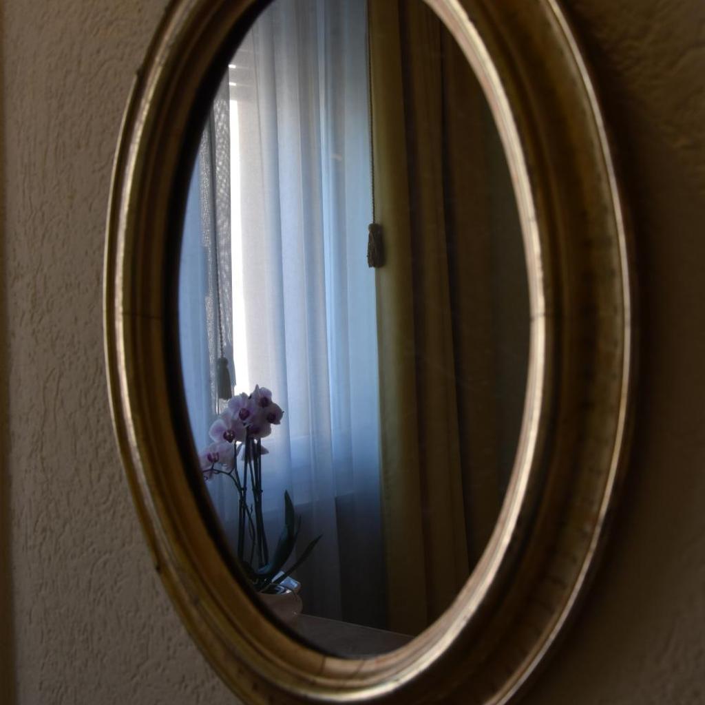 Carousel image 64