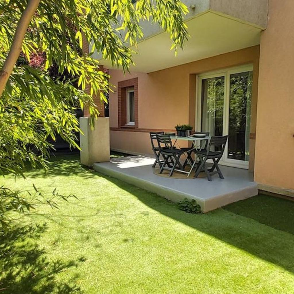 Photograph of Les Capitouls - entrée autonome, clim neuve, jardin, parking privé -