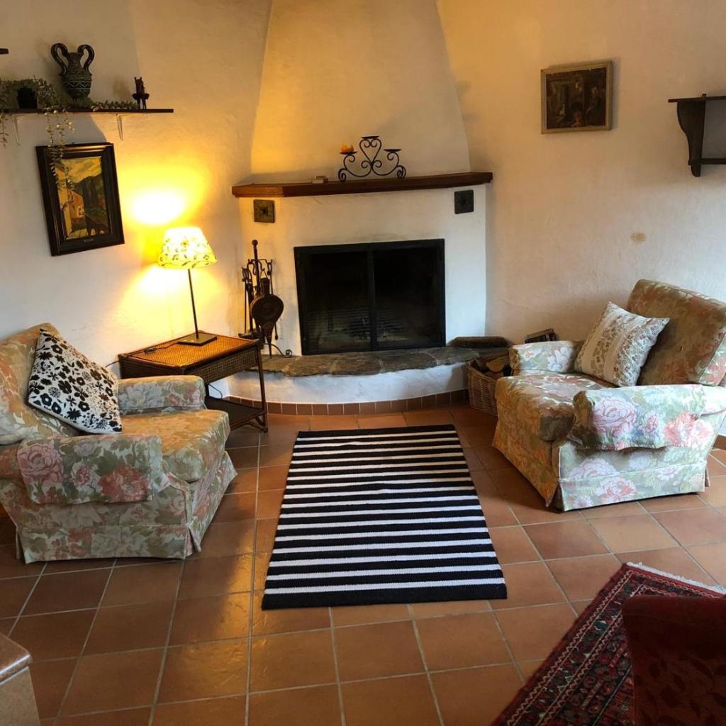 Image 3 - Come stay in our Little Nest