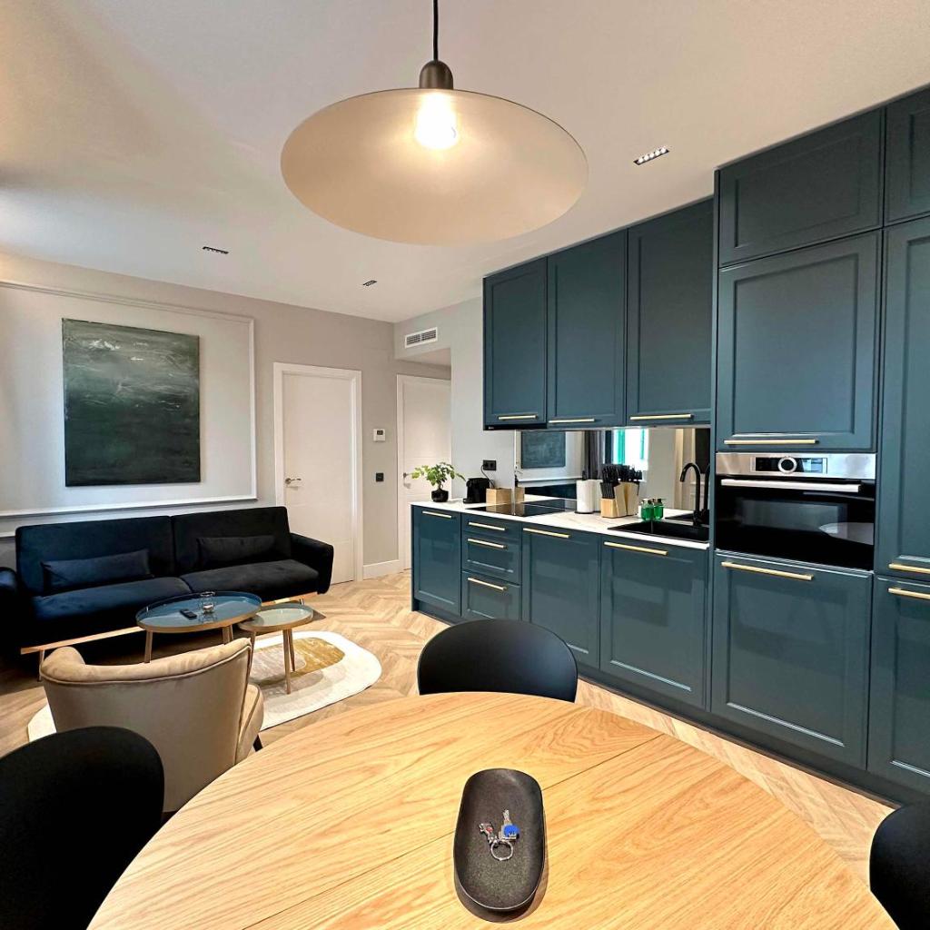 Photograph of STAYMADRID - Bernabéu Luxe Apartment Ideal para disfrutar de Madrid, partidos de fútbol y negocios