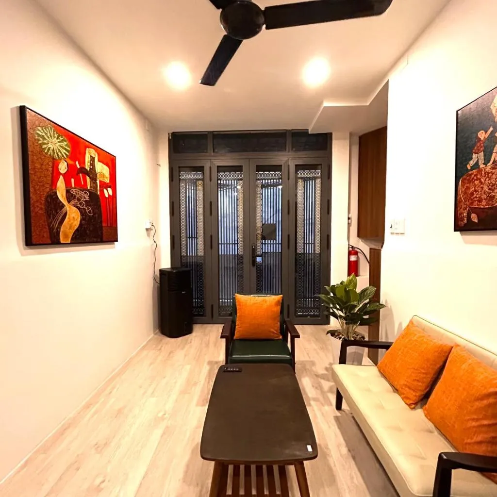Saigon Holiday House