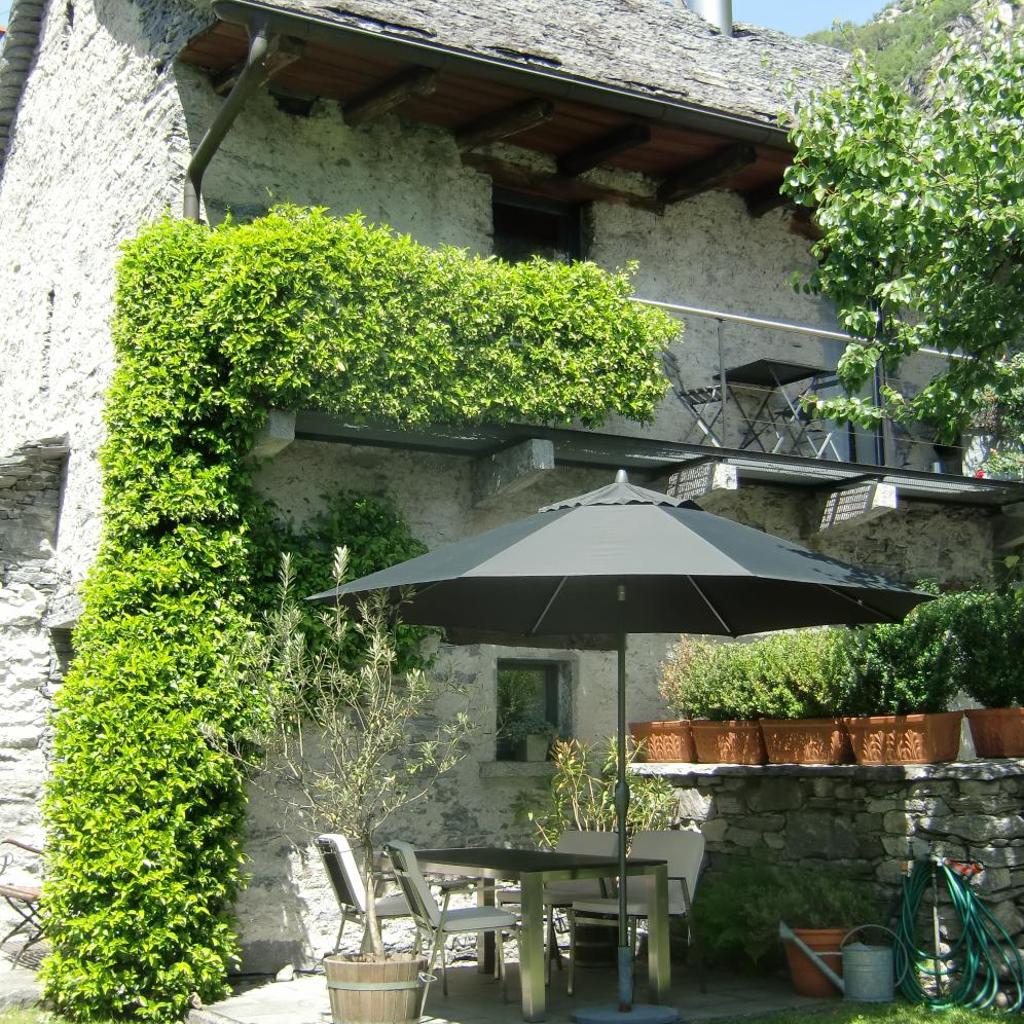 Image 1 - Fienile