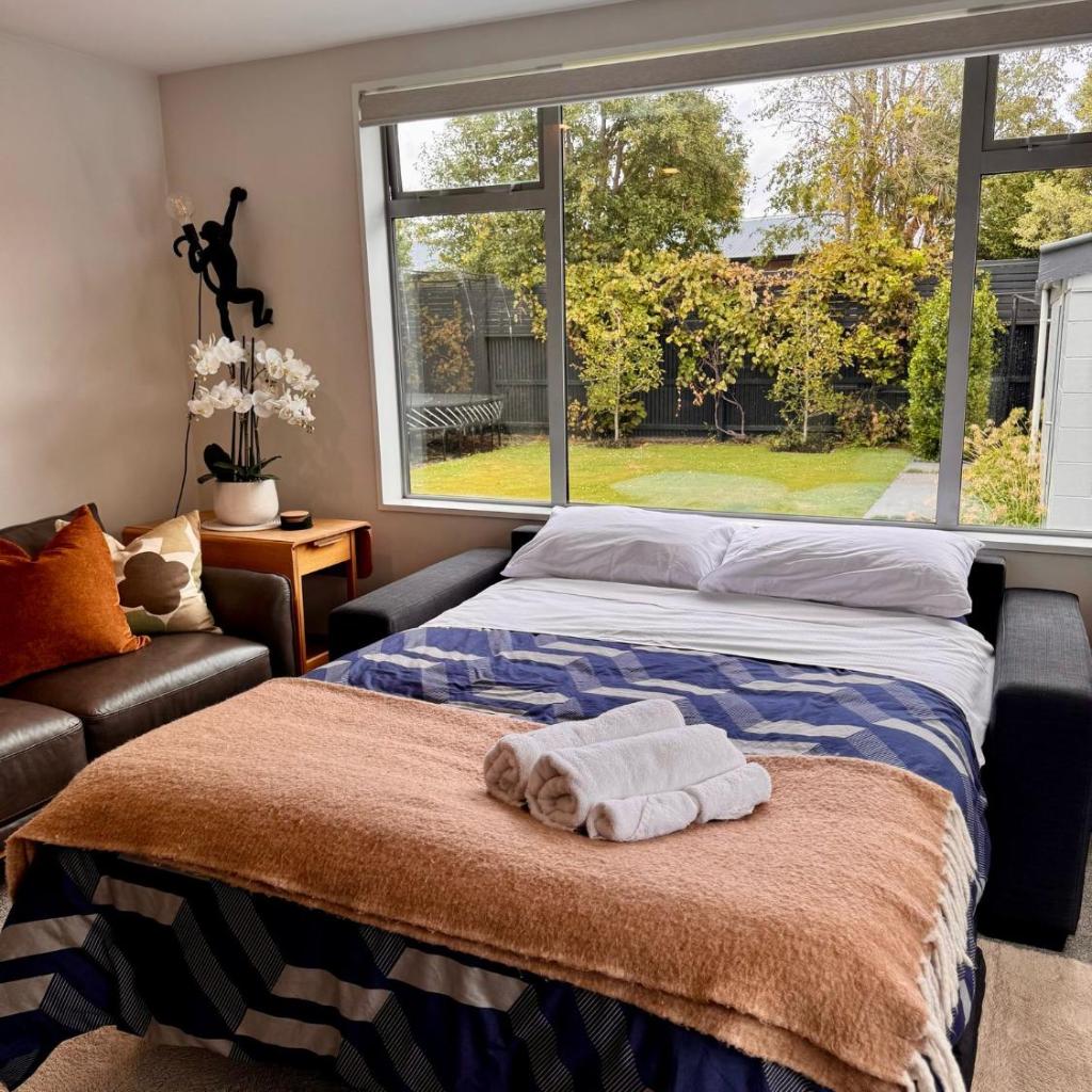 Photograph of Family-Friendly - Spa, Games Room & Secure Parking