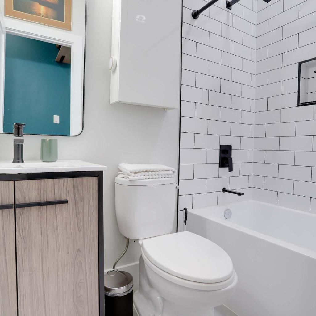 Photograph of Sojourn Condo in NW DC 2 blocks to Shaw Metro