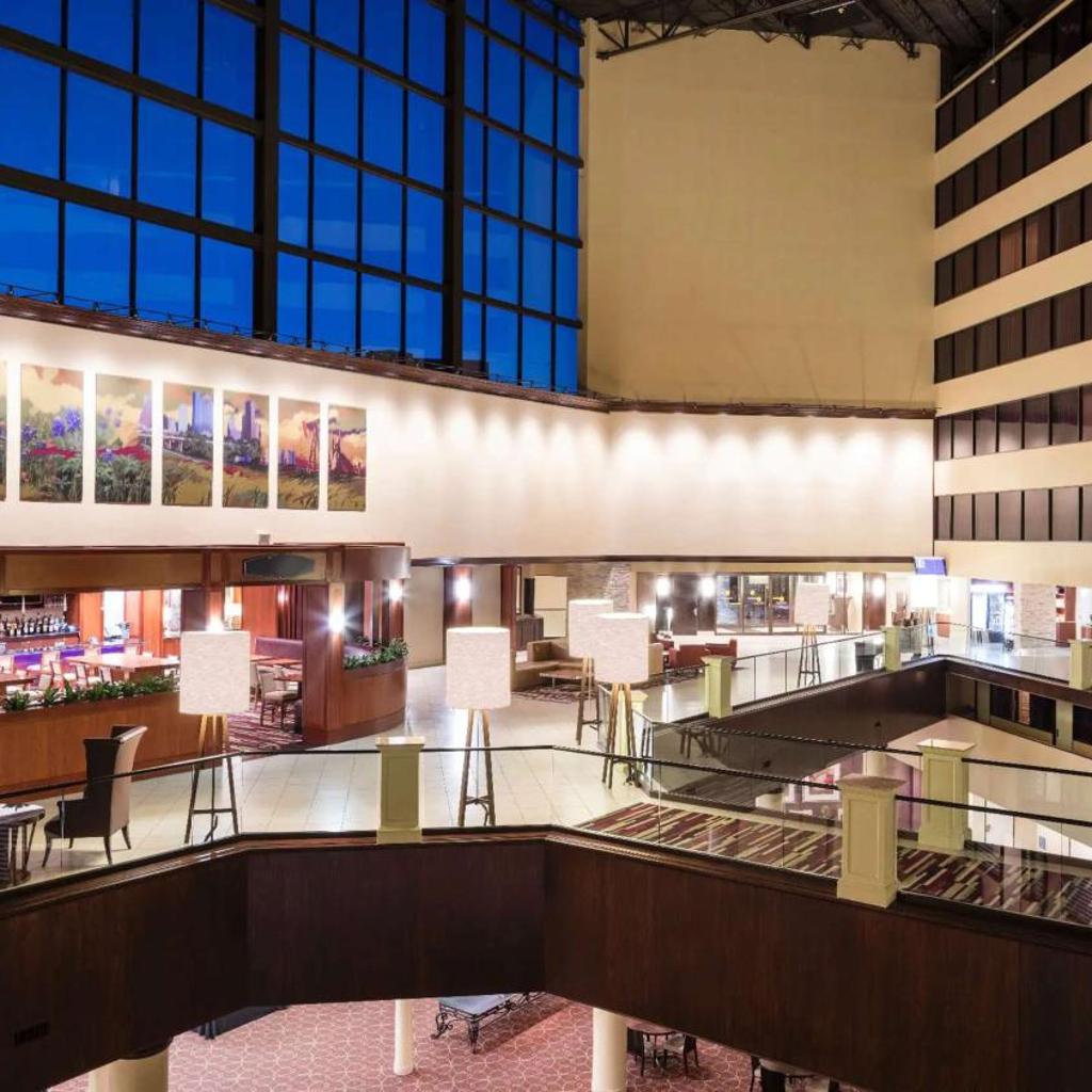 Photograph of Sonesta Hotel Houston IAH Airport