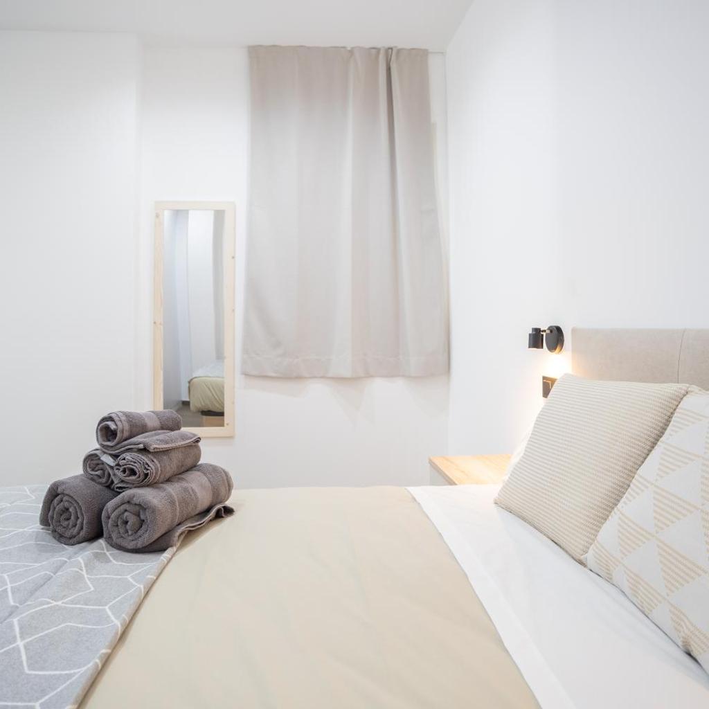 Photograph of Valencia Central Flats-Elegante, junto al Roig Arena