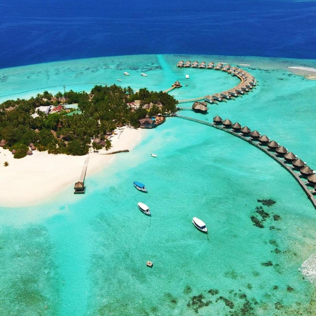 Thulhagiri Island Resort & Spa, image 1 of 6