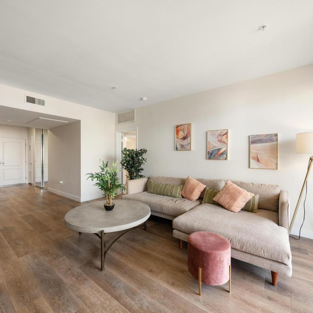 Photograph of The Blossom-Modern 1BR Getaway in Marina Walk to Water&Restaurants