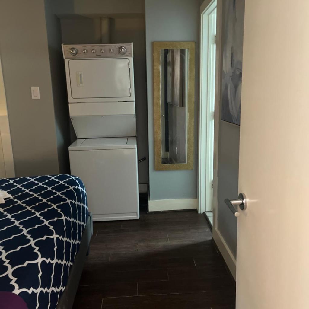 Photograph of Chic & Cozy 1-bedroom Apartment with Free Parking
