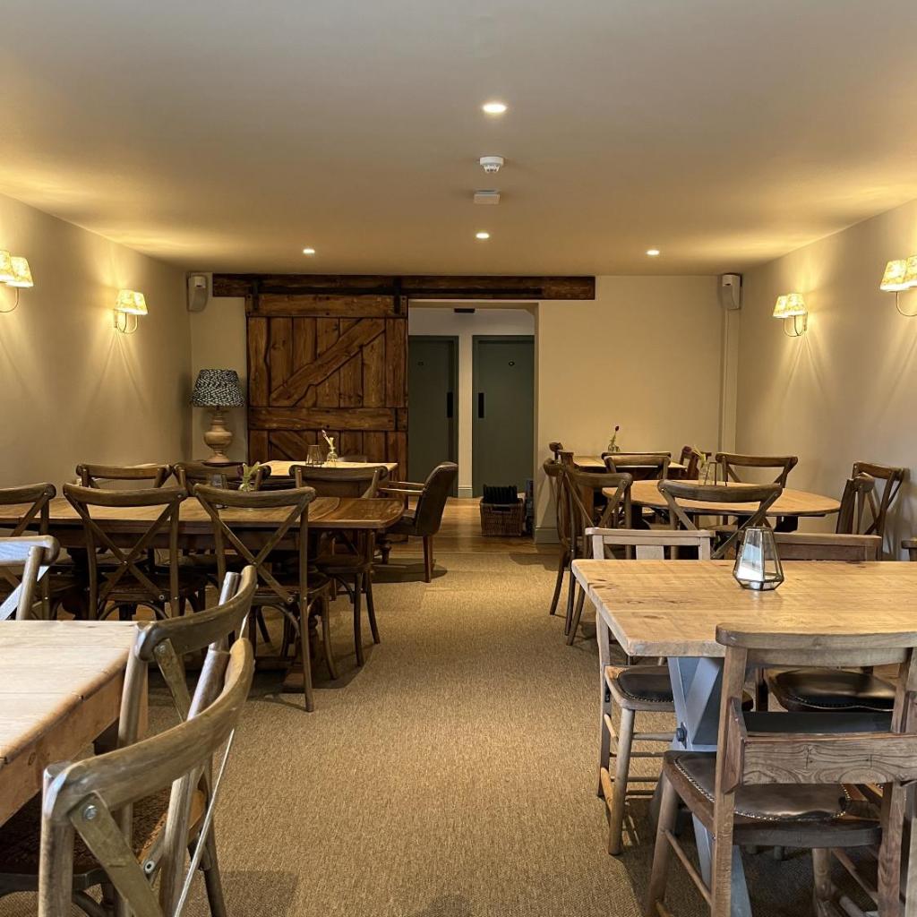 The White Hart — 
