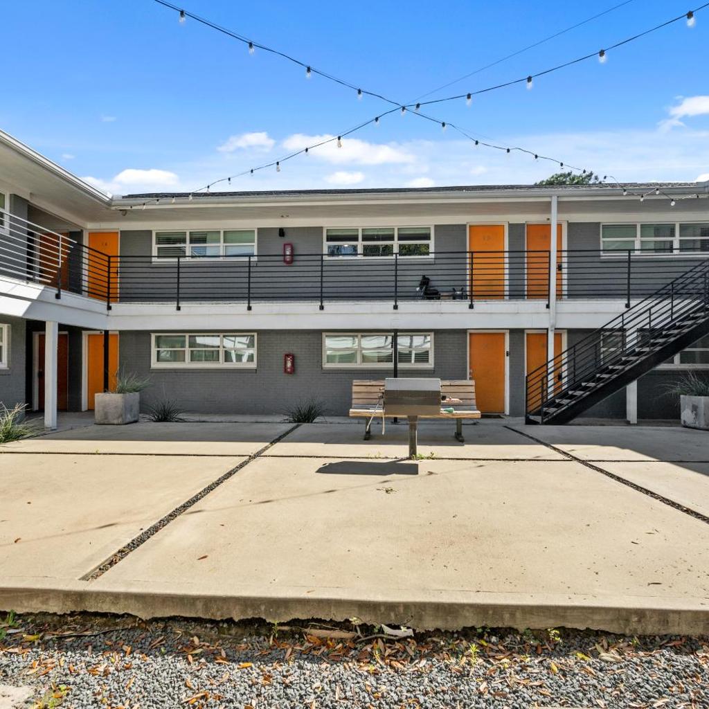 Photograph of Sleek 1BR Retreat Near NRG and Med Center
