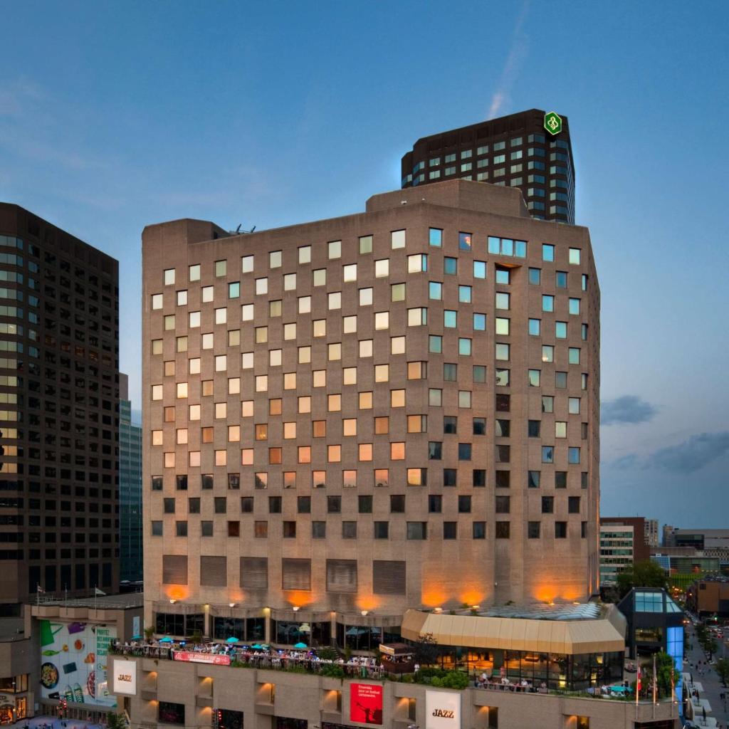 Photograph of DoubleTree By Hilton Montreal