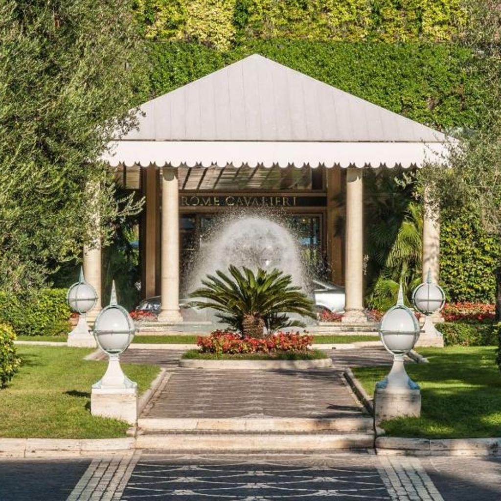 Rome Cavalieri, A Waldorf Astoria Hotel — 