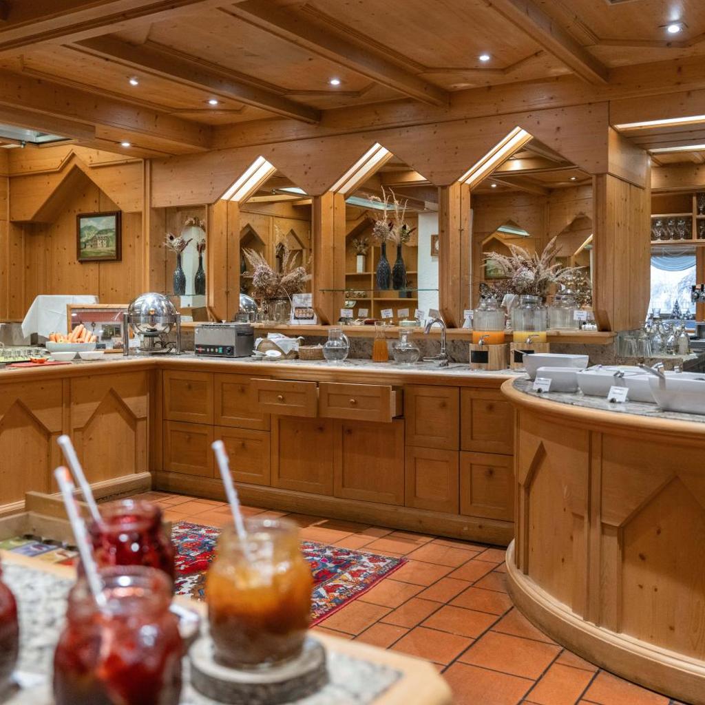 Ferien & Wellnesshotel Windschar — 