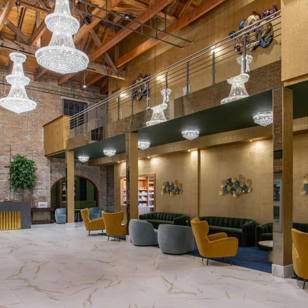 Photograph of SpringHill Suites by Marriott New Orleans Warehouse Arts District
