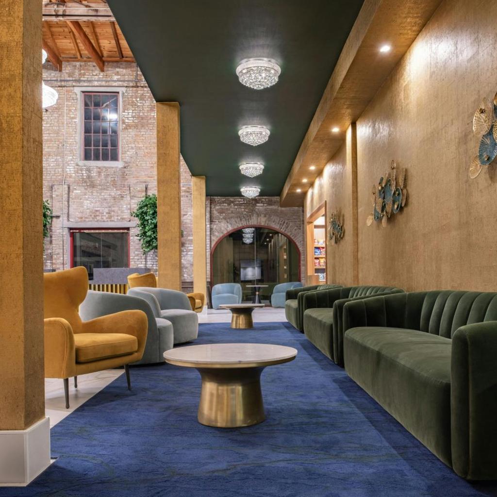 Photograph of SpringHill Suites by Marriott New Orleans Warehouse Arts District