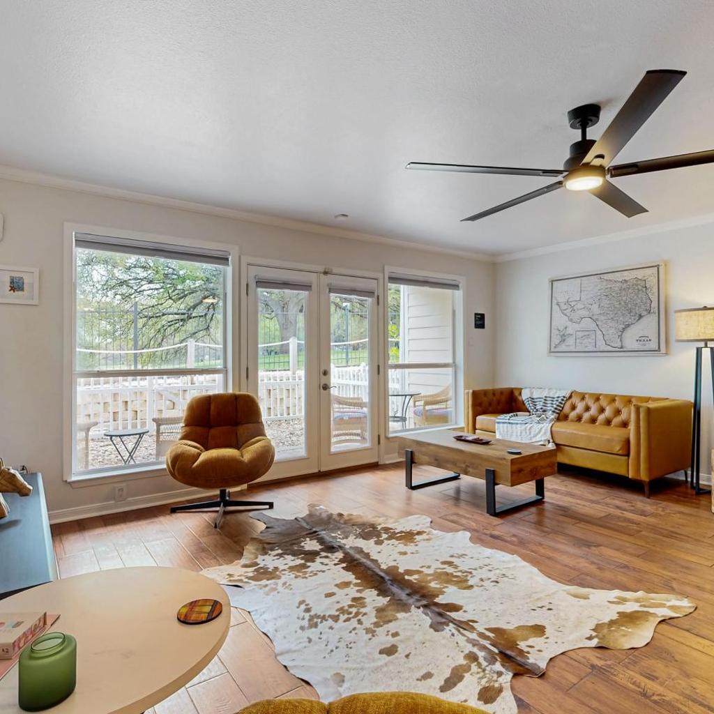 Photograph of Lakeside Austin Condo | 10 Mi to COTA