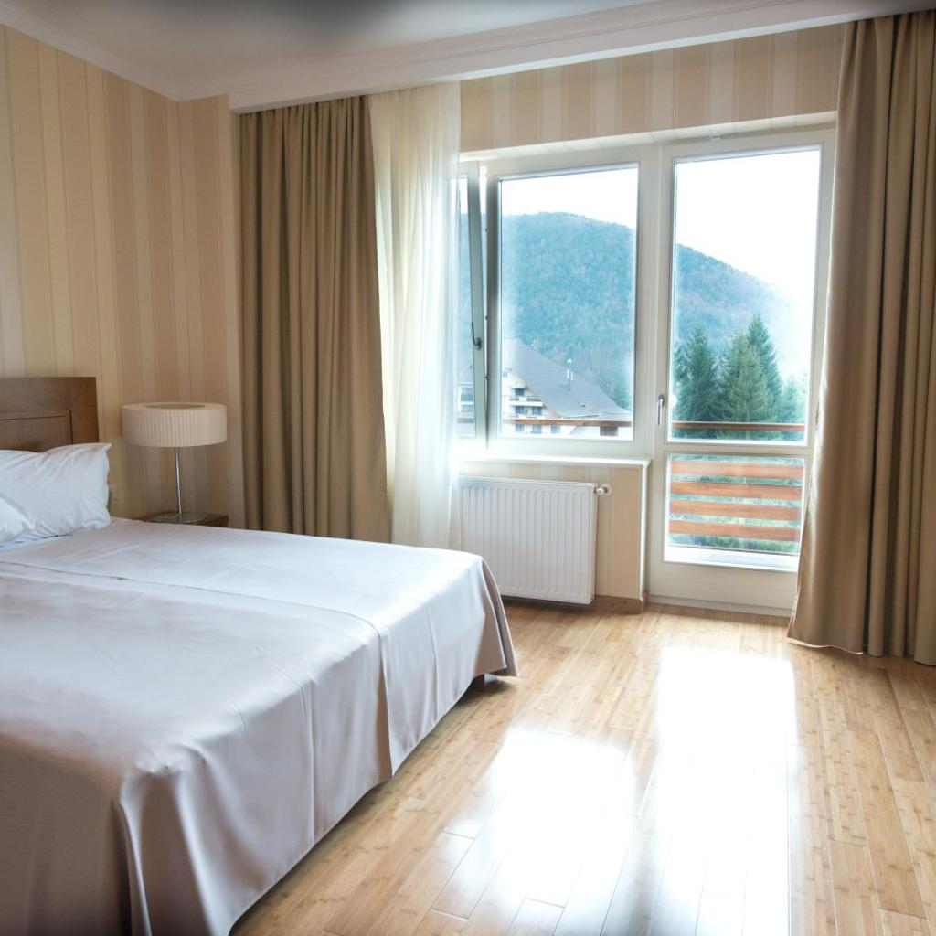 Hotel TTS**** Spa&Wellness Covasna — 